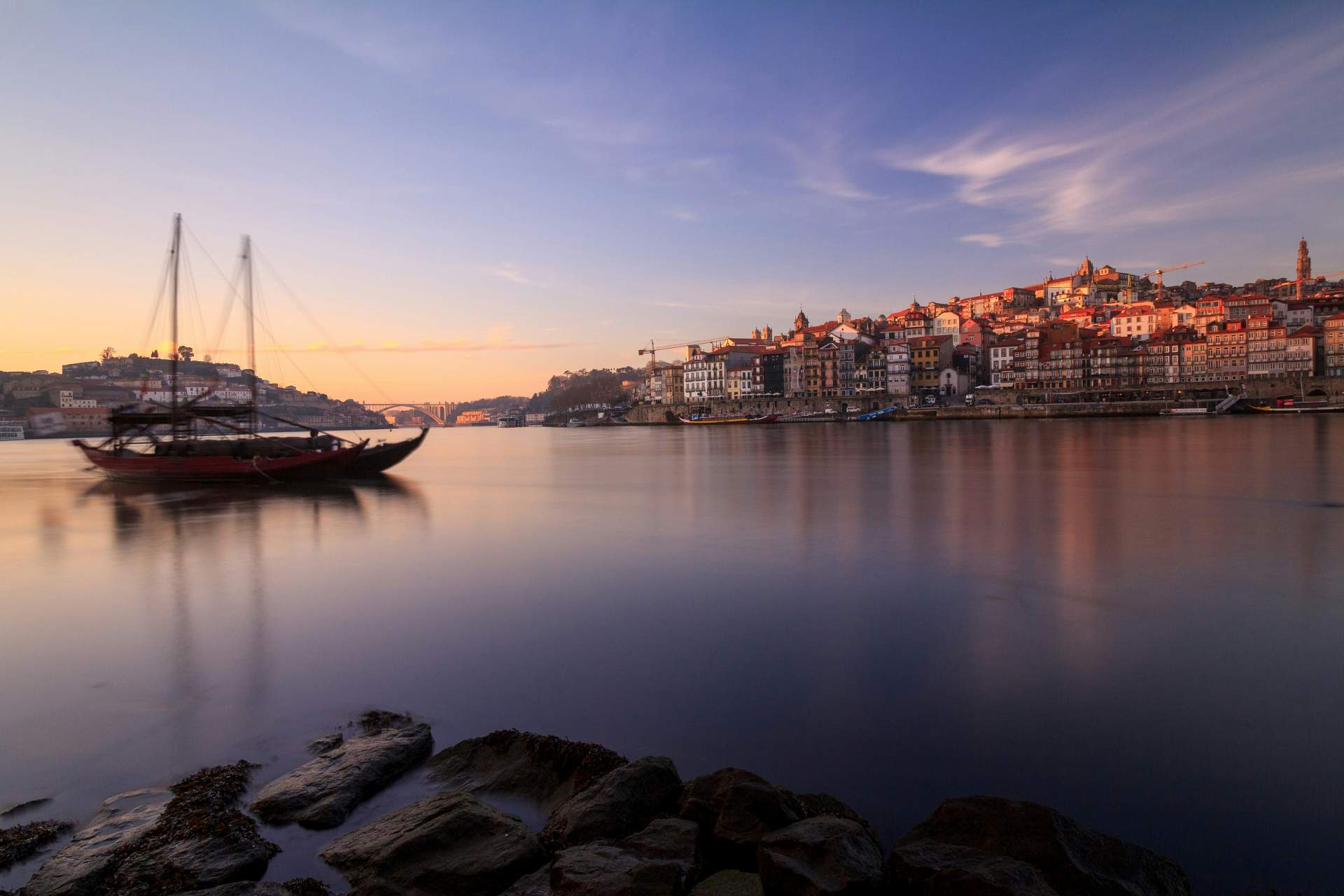 Portugal Golden Visa application support editorial image 1