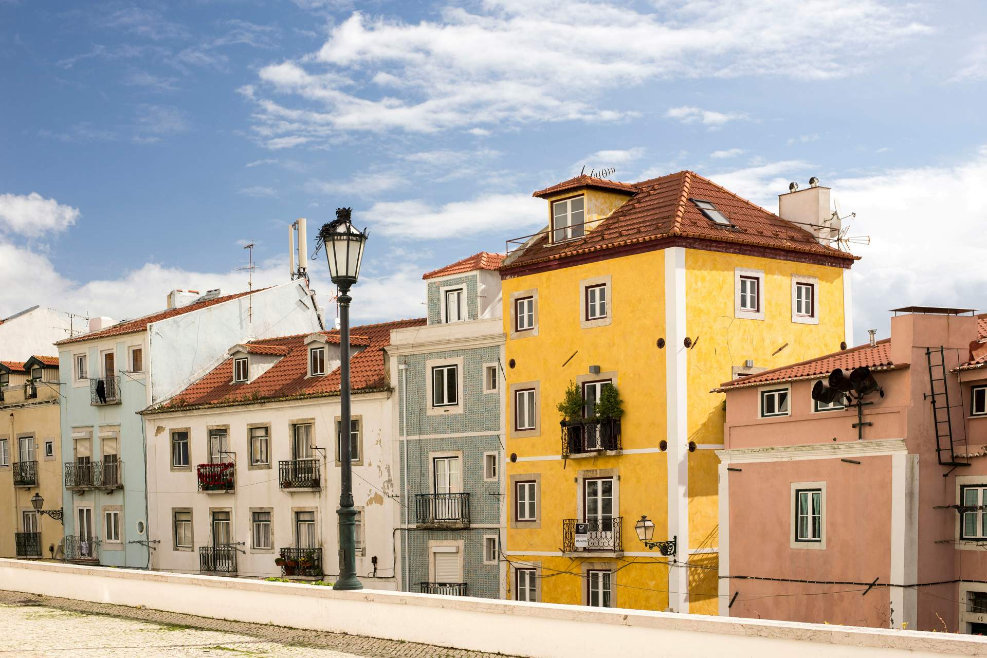 Portugal Golden Visa renewal editorial image 1